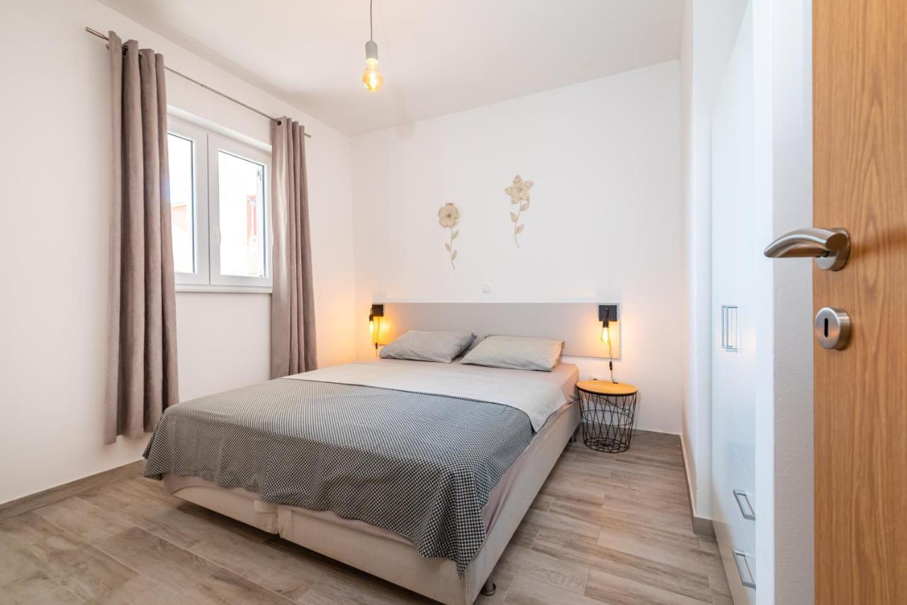 House Of Dalmatia Apartman Pakoštane Kültér fotó