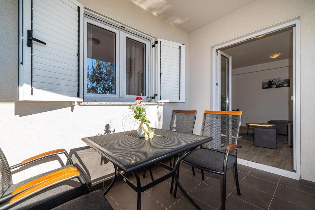 House Of Dalmatia Apartman Pakoštane Kültér fotó